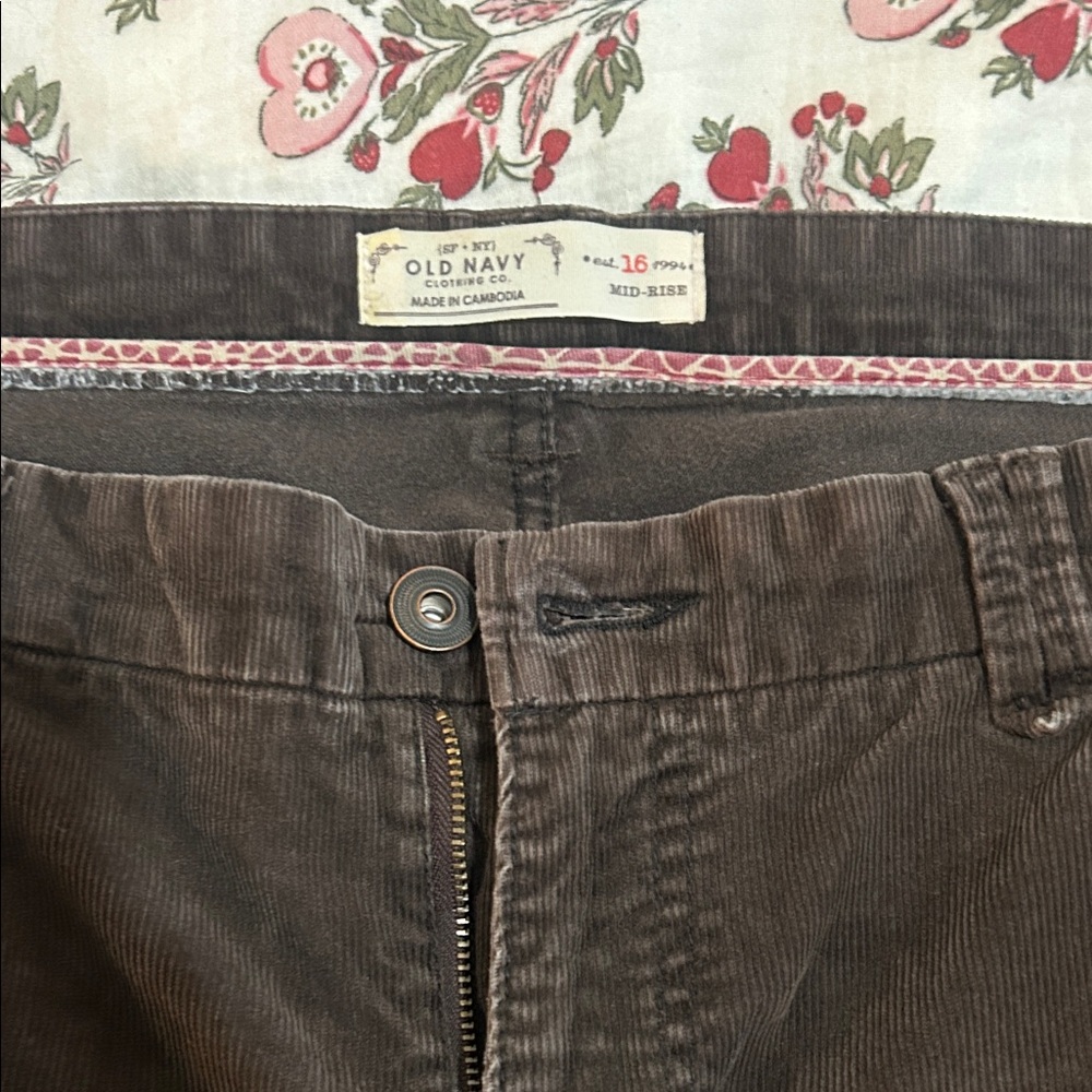 Old Navy Women’s Brown Corduroy Pants